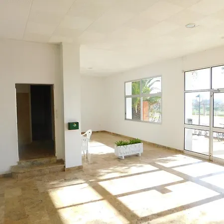 Apartment Gmid Immo Estudio Ed La Masia